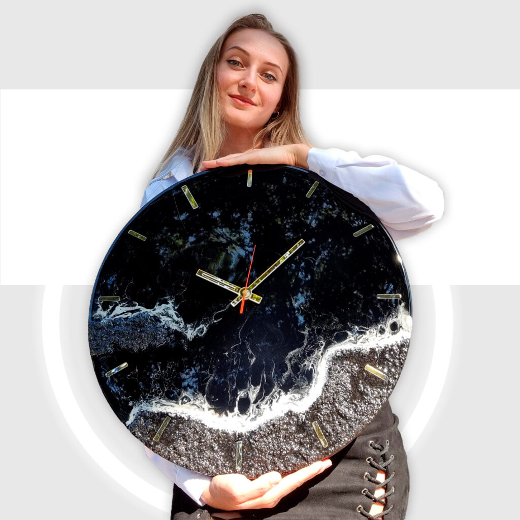 zegar z żywicy czarne morze