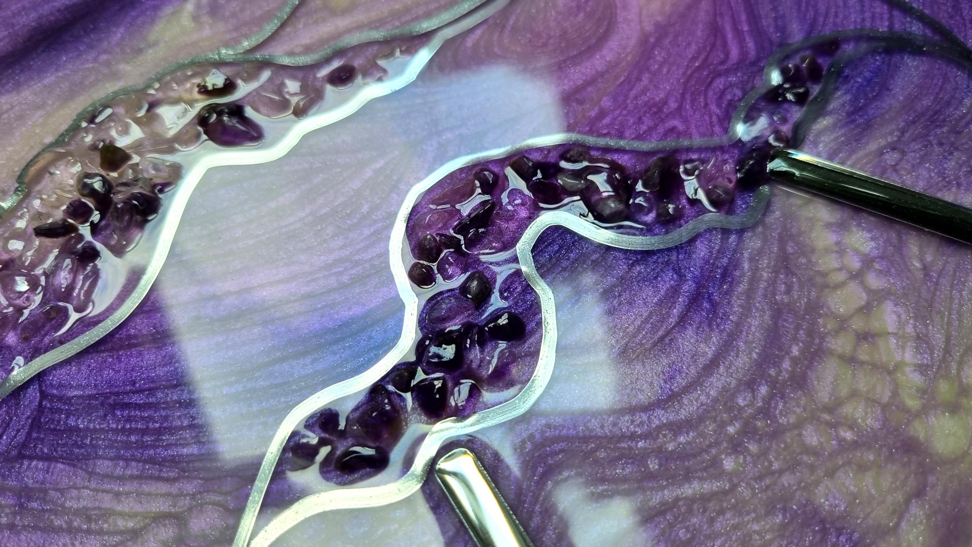 zegar z żywicy lawenda ametyst