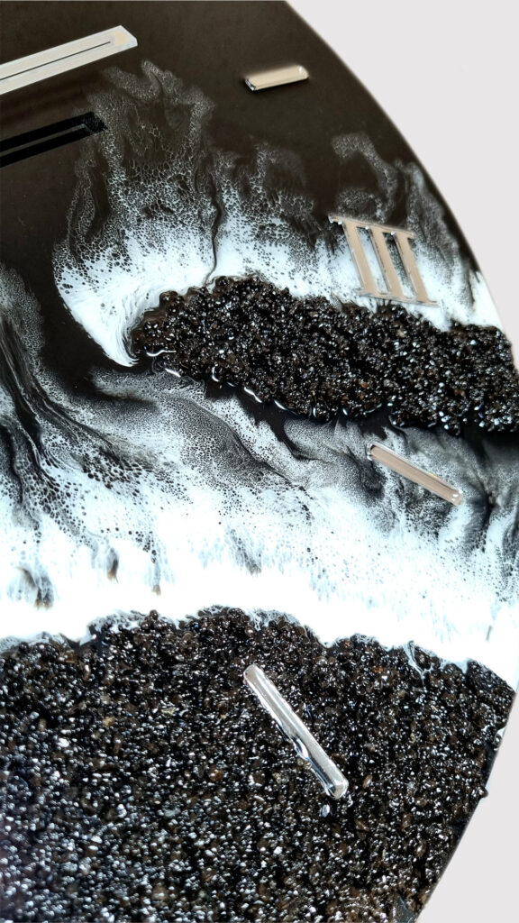 zegar ścienny z żywicy czarne morze