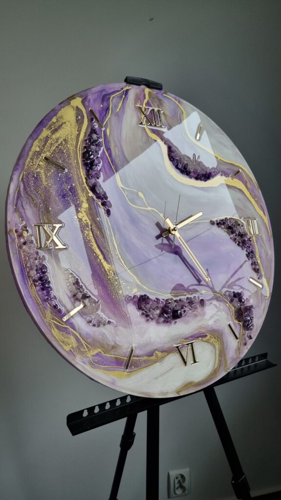 zegar z żywicy Ametyst jasno fioletowy złoto