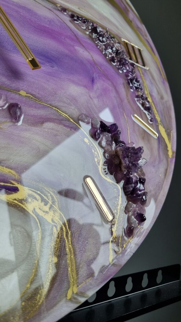 zegar z żywicy Ametyst jasno fioletowy złoto