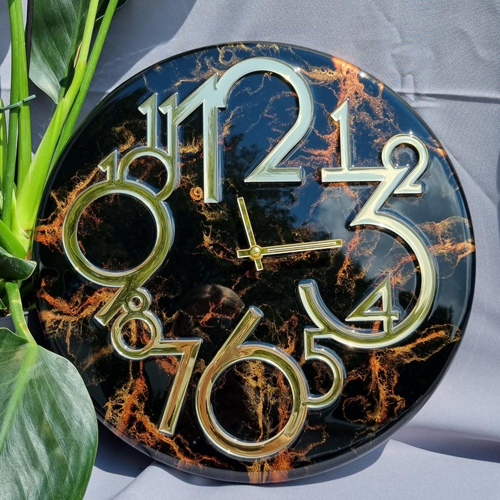 zegar z żywicy ręcznie robiony czarny kuper