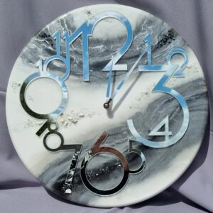 zegar z żywicy Srebny marmur