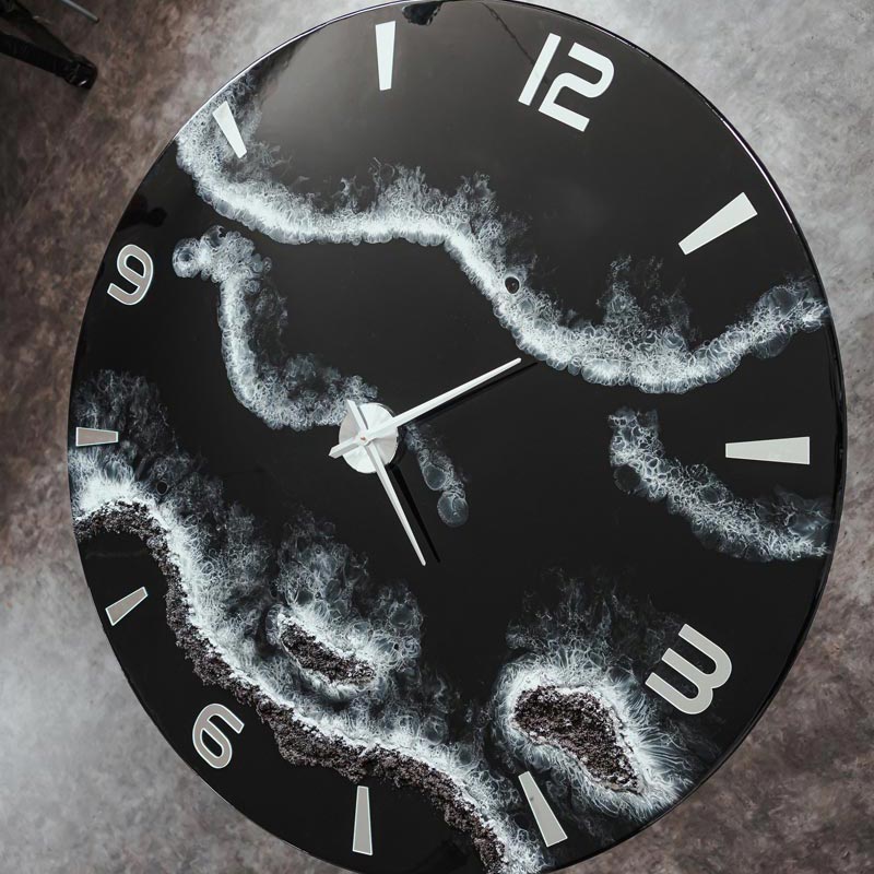 zegar z żywicą czarne morze