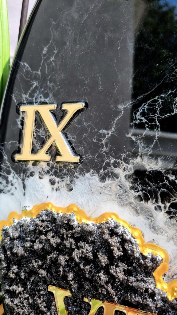 zegar z żywicą czarne morze