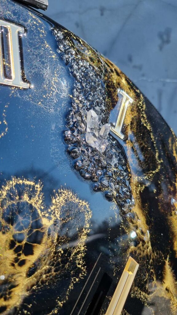 Zegar z żywicy da resin art czarno złoty marmur 50 cm