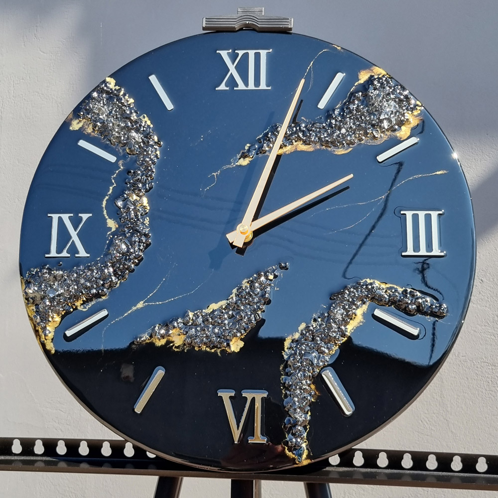 Zegar z żywicy da resin art czarno złoty 40 cm