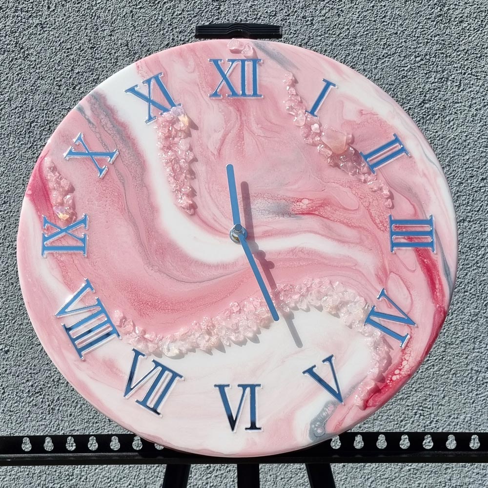 zegar ścienny z żywicy różowy na prezent