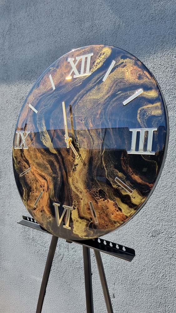 Zegar ścienny z żywicy Złoto brąz na czarnym