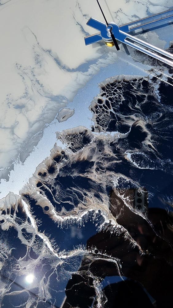 Zegar ścienny Jin-Jang czarny srebrny biały marmur