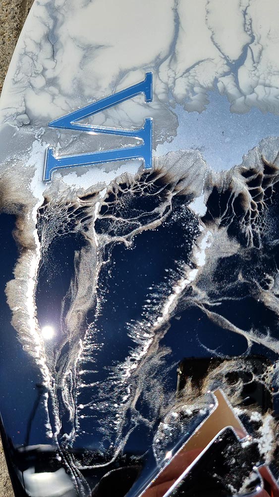 Zegar ścienny Jin-Jang czarny srebrny biały marmur