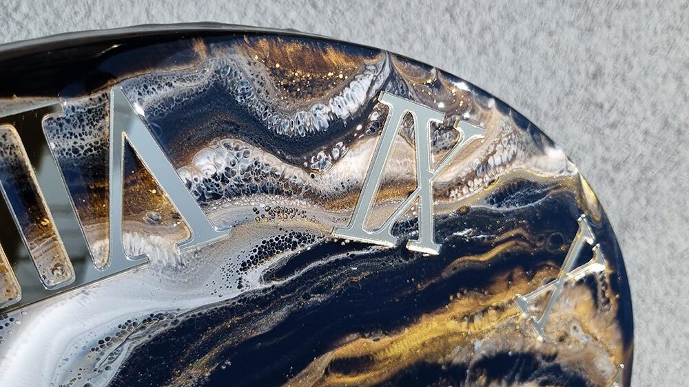 Zegar z żywicy da resin art czarno złoto biel 50 cm
