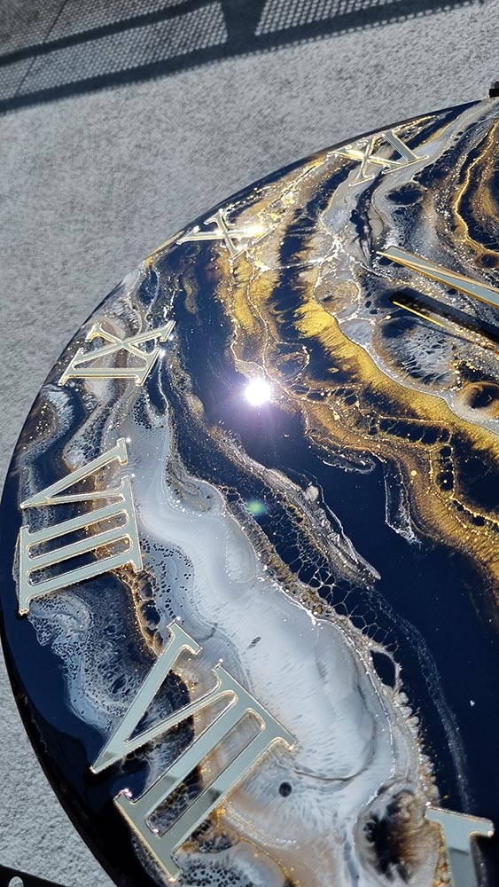 Zegar z żywicy da resin art czarno złoto biel 50 cm