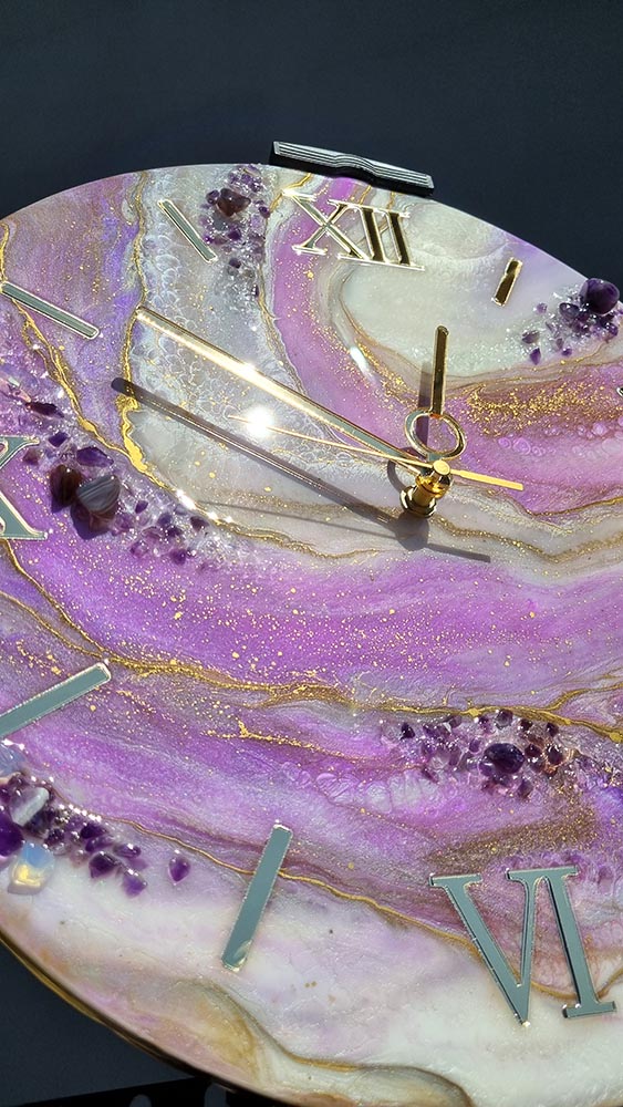 zegar z żywicy Ametyst jasno fioletowy złoto