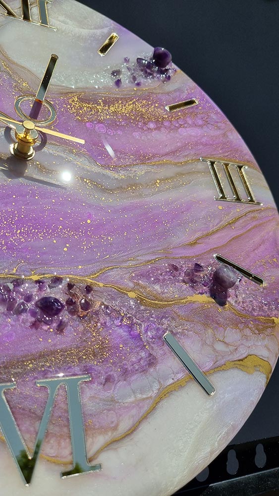 zegar z żywicy Ametyst jasno fioletowy złoto