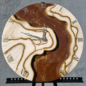 zegar ścenny żywica brązowo beżowy