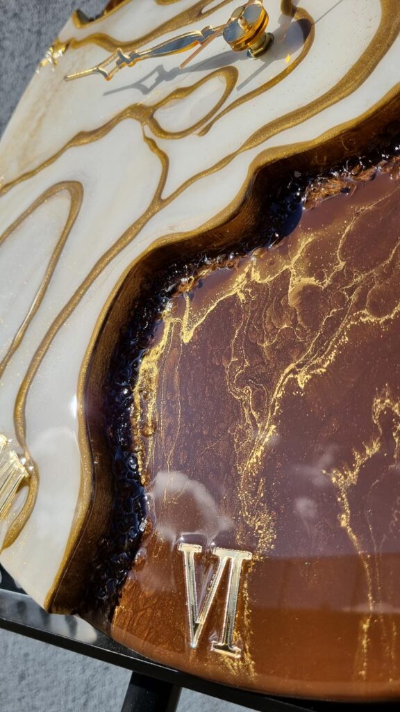 Zegar ścienny żywica „Kanion” brązowo beżowy