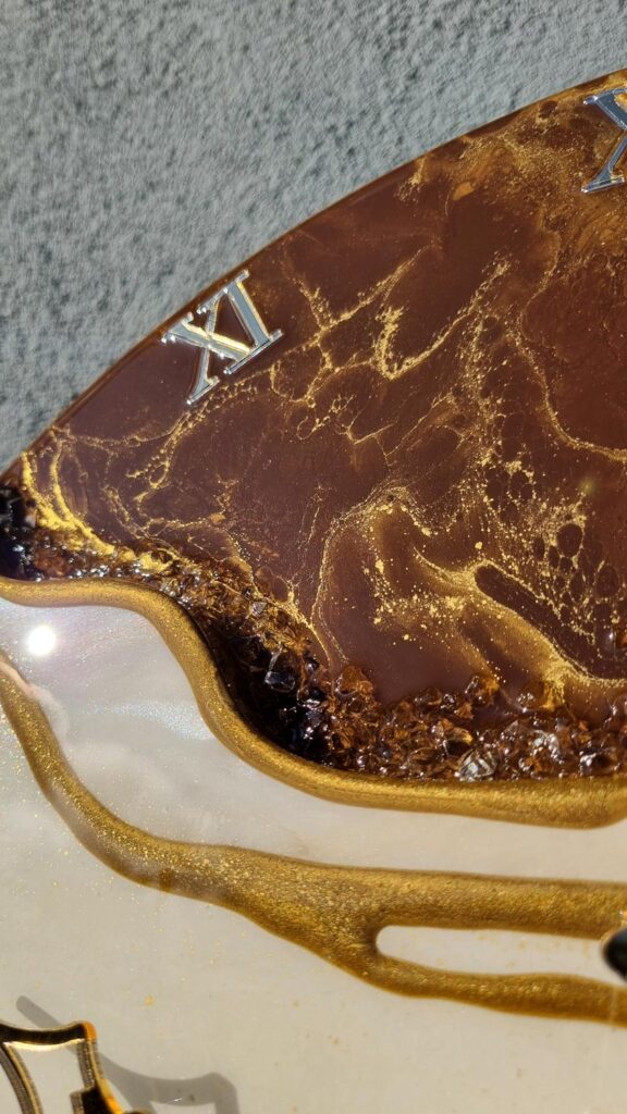 Zegar ścienny żywica „Kanion” brązowo beżowy