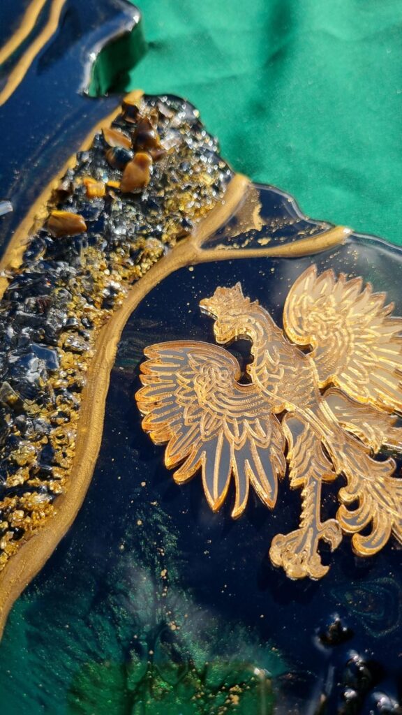 zegar żywica polska czarny zielony złoty godło