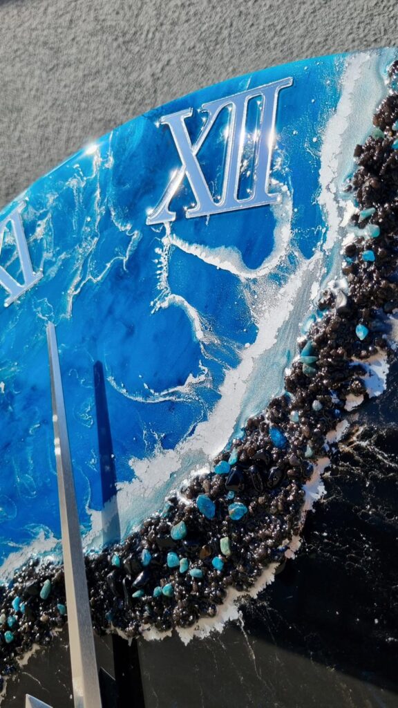 zegar ścienny z żywicy turkus czarny srebro 70 cm