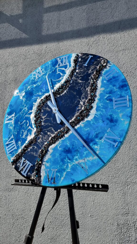 zegar ścienny z żywicy turkus czarny srebro 70 cm