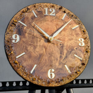 zegar z żywicy brązowy złoty 30 cm