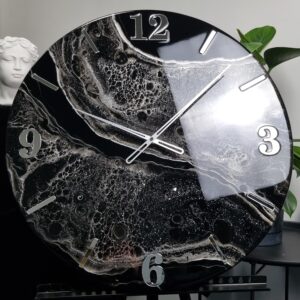 zegar z żywicy czarno srebrny