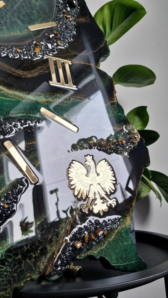 zegar żywica polska czarny zielony złoty godło