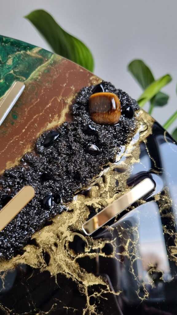 zegar ścienny z żywicy brązowy zielony z napisem 40 lat prezent na rocznicę