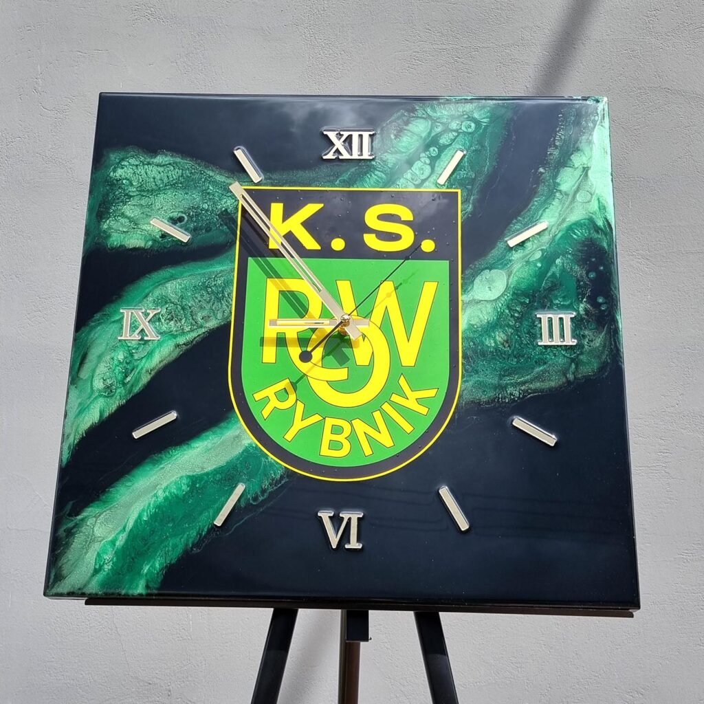 zegar ścienny z logo prezenty korporacyjne